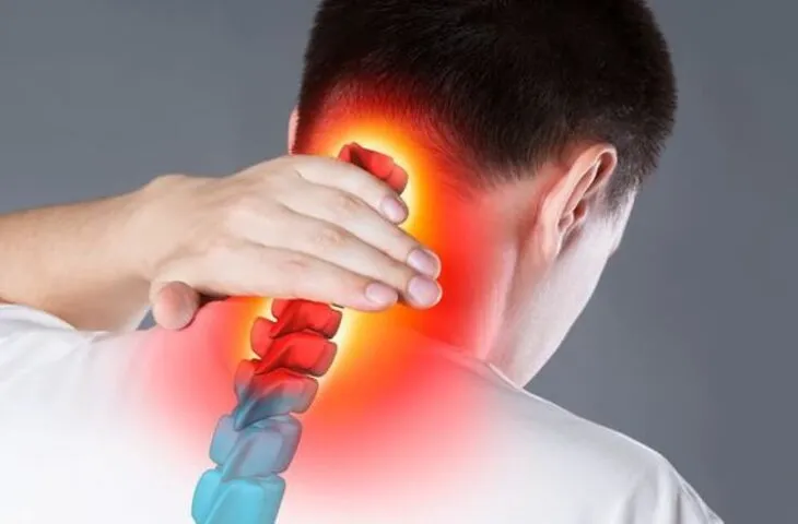 Triệu chứng thường gặp của thoái hóa cột sống cổ